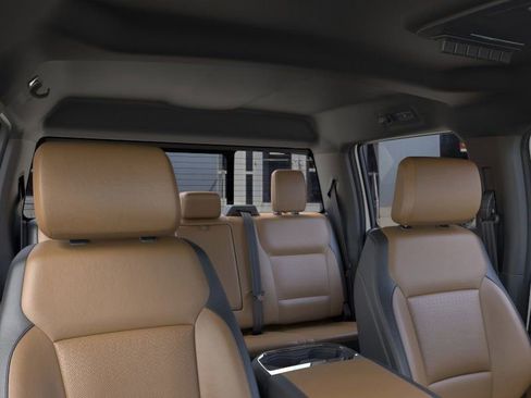 New 2026 Ford F250 Lariat w/ Black Appearance Package image 22