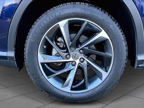 Used 2017 Lexus RX 450h AWD image 9