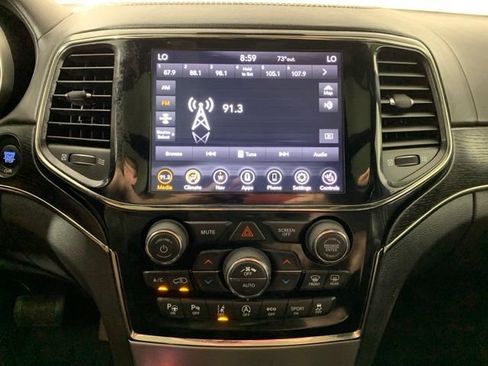 Used 2020 Jeep Grand Cherokee High Altitude AWD/4WD image 3