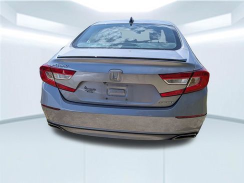 Used 2022 Honda Accord Sport image 4