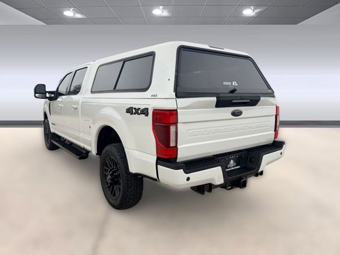 Used 2020 Ford F250 Lariat image 3