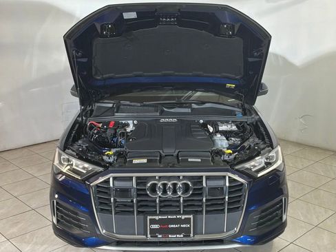 Used 2023 Audi Q7 2.0T Premium w/ Convenience Package AWD/4WD image 17