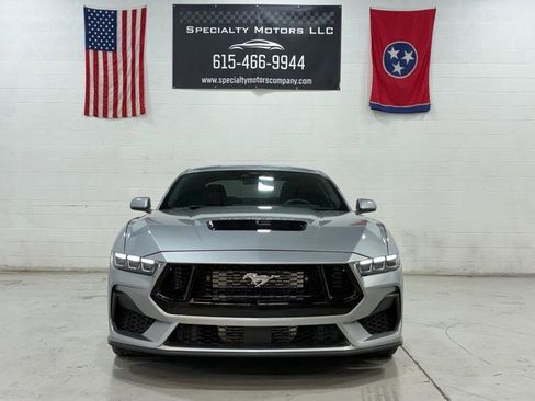 Used 2024 Ford Mustang GT Premium RWD image 3