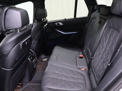 Used 2026 BMW X5 M60i AWD/4WD image 32