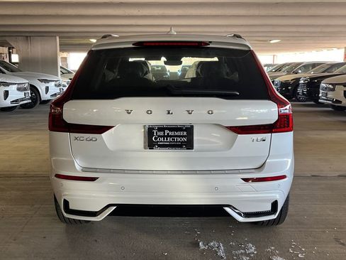New 2026 Volvo XC60 T8 Ultra w/ Protection Package Premier AWD/4WD image 3