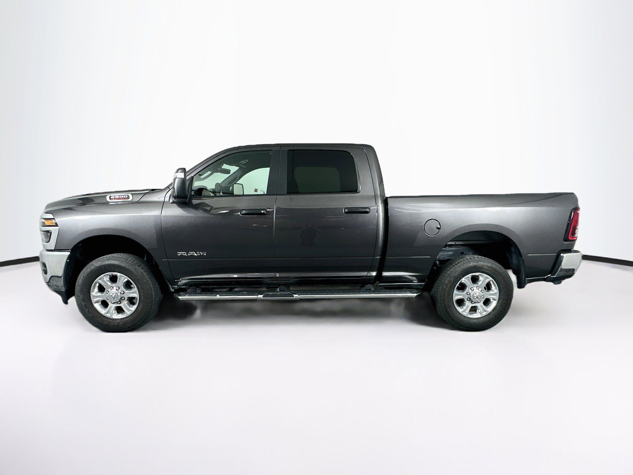 Used 2026 RAM 2500 Big Horn AWD/4WD image 4