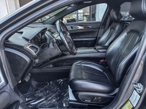 Used 2019 Lincoln MKZ Reserve FWD image 20