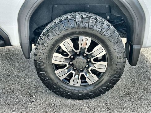 Certified 2024 GMC Sierra 2500 Denali w/ Denali Reserve Package AWD/4WD image 33