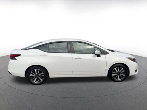 Used 2025 Nissan Versa SV FWD image 16