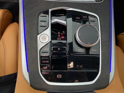 Certified 2024 BMW X5 xDrive40i w/ Parking Assistance Package AWD/4WD image 24