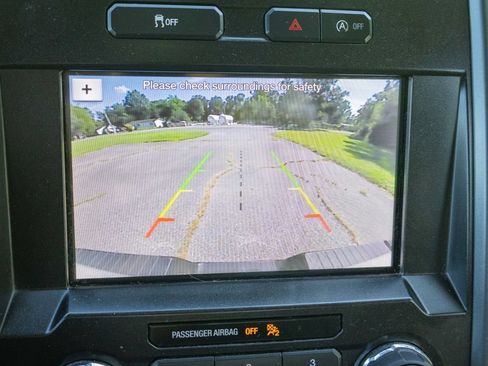 Used 2019 Ford F150 XLT w/ Equipment Group 301A Mid AWD/4WD image 17