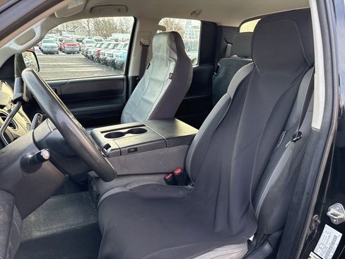 Used 2018 Toyota Tundra SR image 4