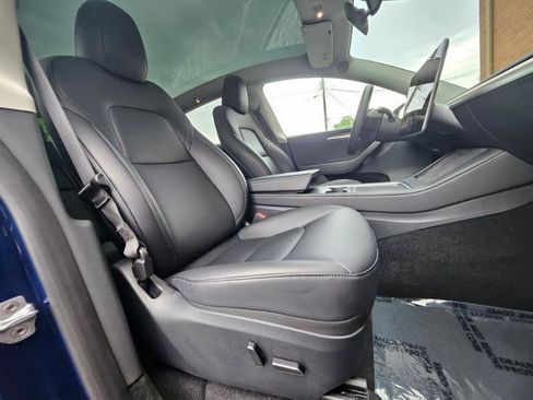 Used 2023 Tesla Model Y AWD image 59