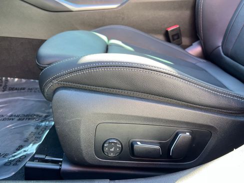 Used 2024 BMW 330e xDrive image 29