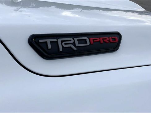Used 2025 Toyota Tacoma TRD Pro AWD/4WD image 10