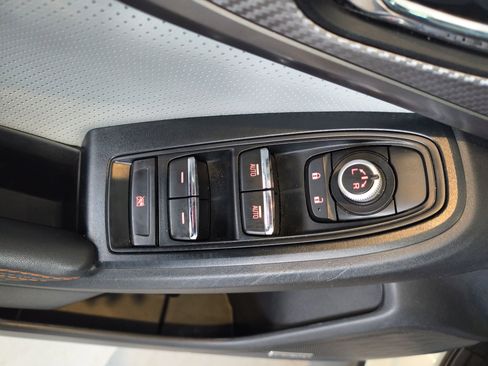 Used 2021 Subaru Crosstrek 2.5i Limited w/ Moonroof Package 2 image 12