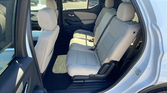 Used 2023 Chevrolet Traverse LS w/ Safety Package FWD image 11