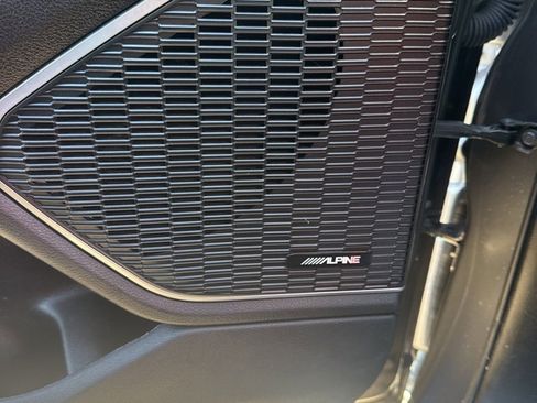 Used 2023 Jeep Grand Cherokee 4WD 4xe image 13