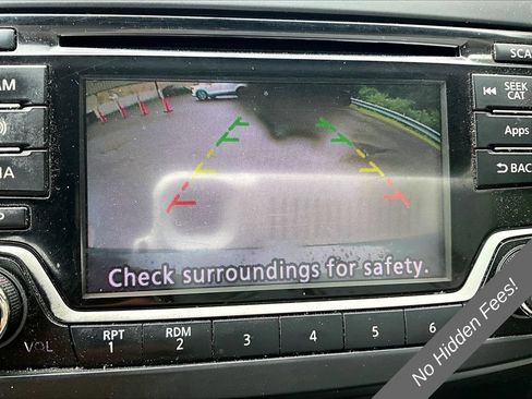 Used 2015 Nissan Sentra SV FWD image 17