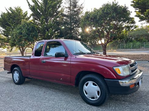 Used 1999 Toyota Tacoma 2WD Xtracab image 11