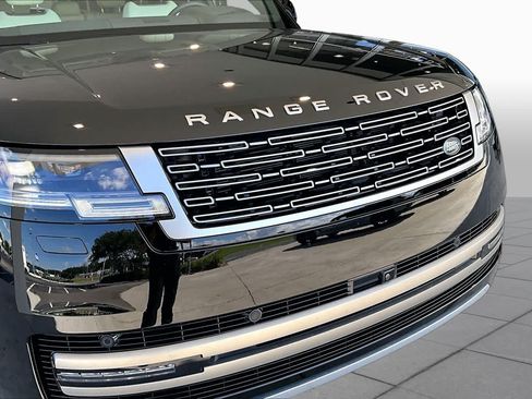 Used 2026 Land Rover Range Rover SE AWD/4WD image 29