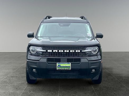 Used 2025 Ford Bronco Sport Outer Banks w/ Outer Banks Tech Package+ AWD/4WD image 2