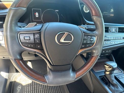 Used 2022 Lexus ES 350 Ultra Luxury w/ Accessory Package 2 FWD image 27