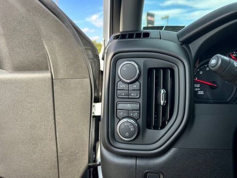 New 2026 GMC Sierra 1500 Pro w/ Graphite Edition AWD/4WD image 28