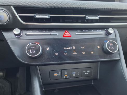 Certified 2025 Hyundai Sonata SEL FWD image 24