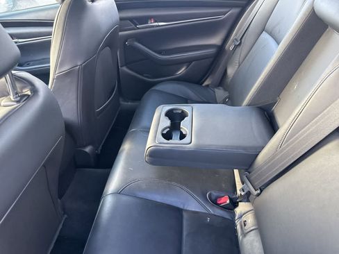 Used 2020 MAZDA MAZDA3 Sedan w/ Select Package image 18