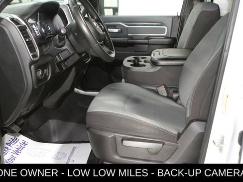 Used 2023 RAM 2500 Big Horn w/ Cold Weather Group AWD/4WD image 15