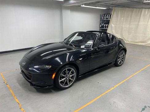 Used 2023 MAZDA MX-5 Miata Grand Touring RWD image 20