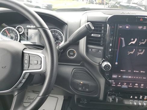 Used 2026 RAM 2500 Tradesman AWD/4WD image 19