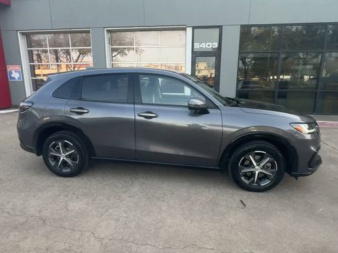 Used 2023 Honda HR-V EX-L image 9