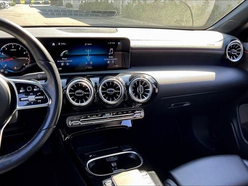 Used 2023 Mercedes-Benz CLA 250 CLA 250 image 6