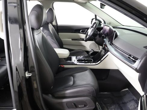 Used 2024 Kia Carnival SX Prestige FWD image 33