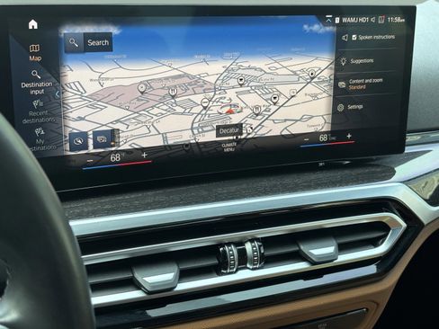 Used 2023 BMW 330i Sedan w/ M Sport Package RWD image 32