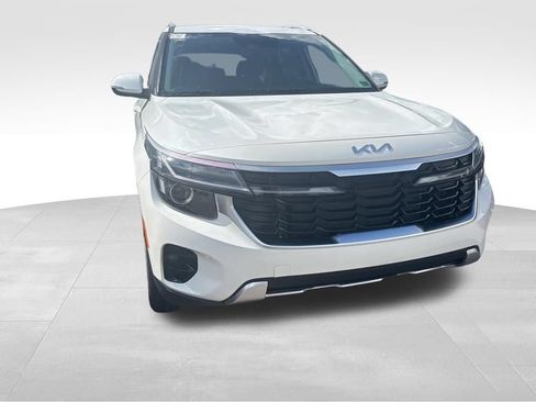 Used 2024 Kia Seltos SX AWD/4WD image 3