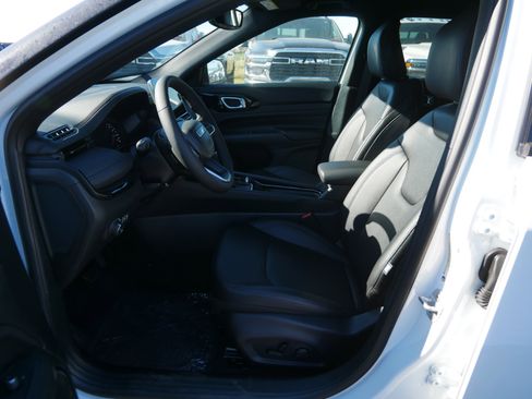 New 2026 Jeep Compass Limited image 6