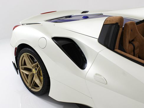 Certified 2020 Ferrari 488 Pista Spider RWD image 18
