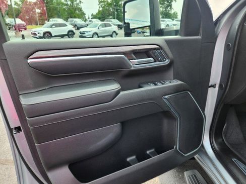 Used 2024 Chevrolet Silverado 2500 LTZ image 20