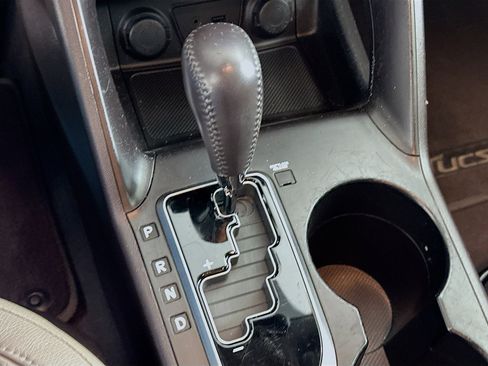 Used 2011 Hyundai Tucson Limited image 23