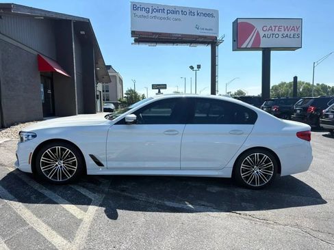 Used 2018 BMW 530i xDrive AWD/4WD image 2