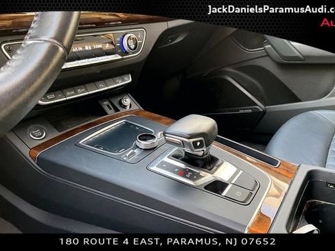 Used 2018 Audi Q5 2.0T Premium Plus AWD/4WD image 12