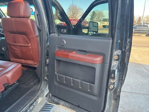 Used 2014 Ford F350 King Ranch w/ King Ranch w/Chrome Package image 15