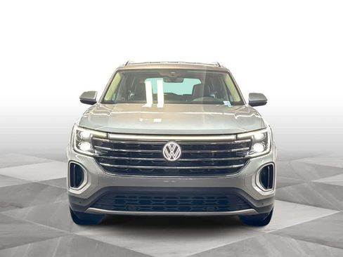 Certified 2024 Volkswagen Atlas SE FWD image 3