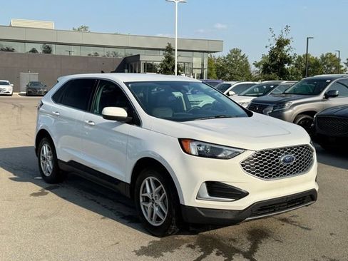 Used 2024 Ford Edge SEL image 6