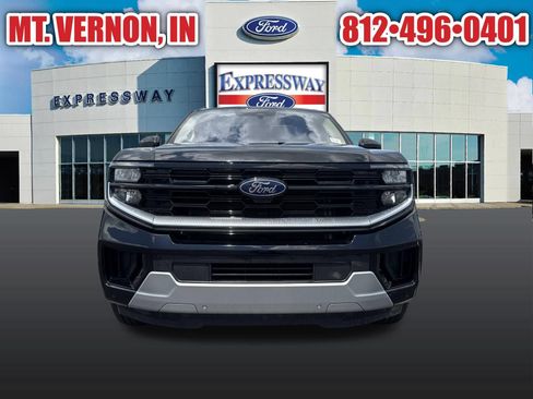 Used 2025 Ford Expedition Platinum AWD/4WD image 11