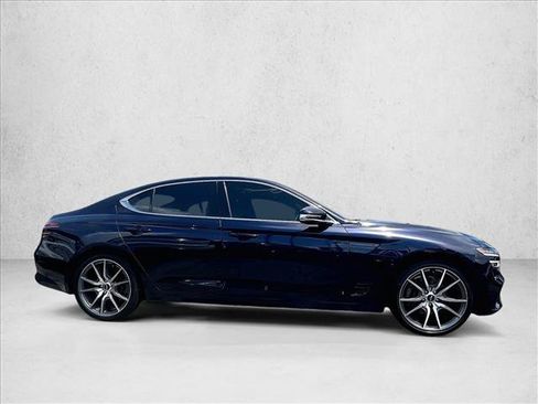 Used 2023 Genesis G70 2.0T AWD/4WD image 5