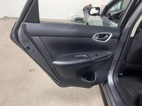 Used 2019 Nissan Sentra SV image 19